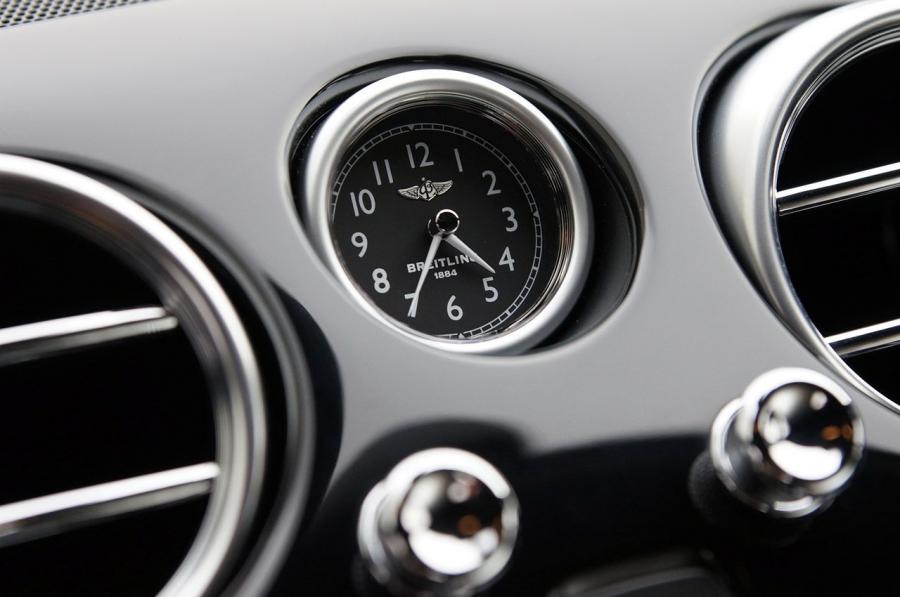  Bentley Continental GT V8 2013 года  (фото 12 из 38)